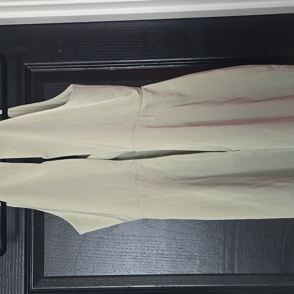 NWT Lulu's Asymmetrical Sage Green Satin Mini Dress Size Medium - Picture 6 of 13